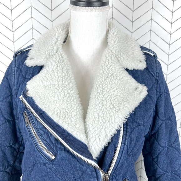 Levi's Quilted Denim Jacket Sherpa Moto - Picture 2 of 16